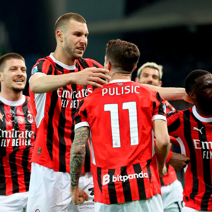 AC Milan goleó al Udinese sin Santi Gimenez. (Foto: EFE)