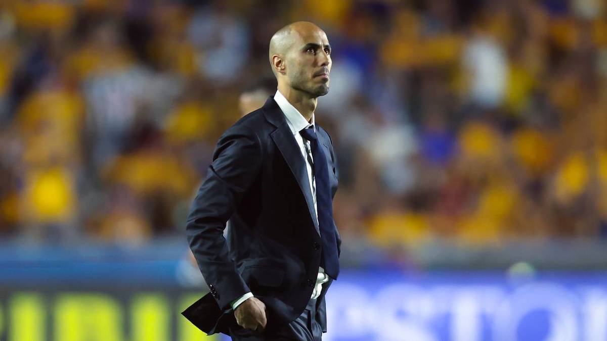Guido Pizarro dio 'show' en el último Clásico Regio (Imago7)