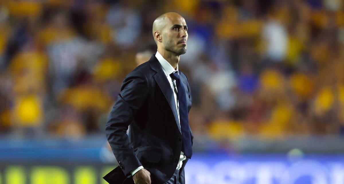 Guido Pizarro dio 'show' en el último Clásico Regio (Imago7)