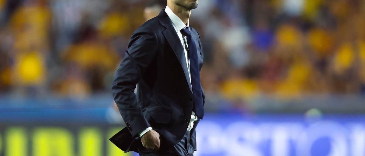 Guido Pizarro dio 'show' en el último Clásico Regio (Imago7)