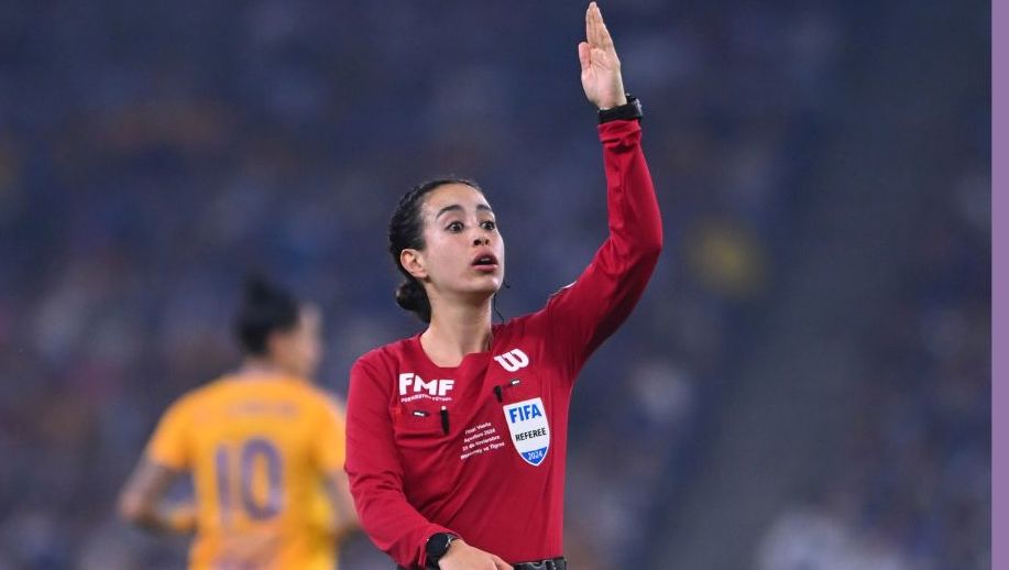 Katia Itzel García y Tori Penso son las únicas silbantes de Concacaf en el top (Imago7)