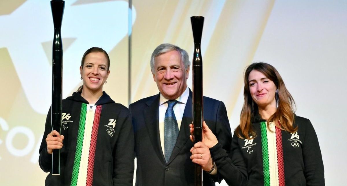 Presentan antorcha de los Juegos Olímpicos Invierno 2026