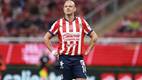 Chicharito no ha podido brillar en su segunda etapa con Chivas (Imago7)