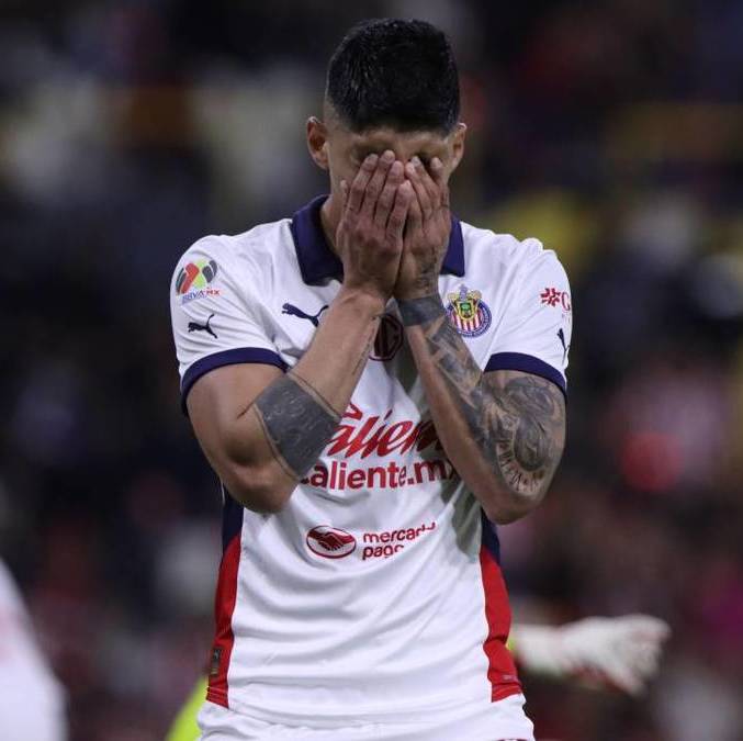 Nada le salió a Chivas en el Estadio Jalisco (Imago7)