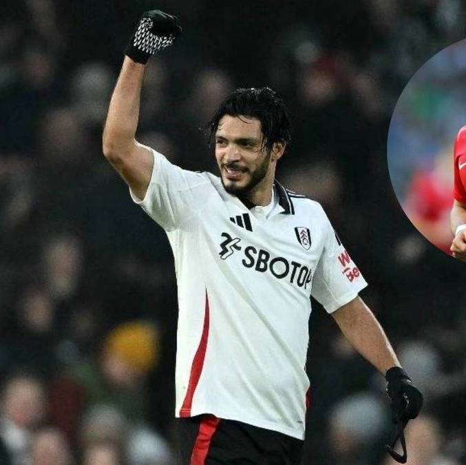 Raúl Jiménez triunfó en la comparación con Chicharito Hernández (AFP)