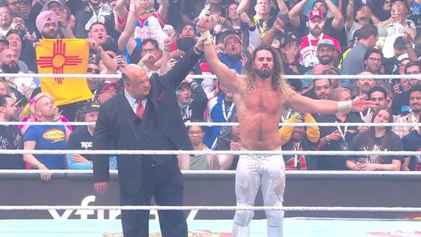 Seth Rollins es el ganador de la triple amenaza (Captura)