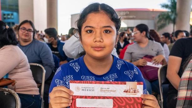¿Quiénes recibirán la Beca Rita Cetina del 21 al 25 de abril 2025?