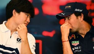 Checo Pérez compartió momentos con Yuki en F1.