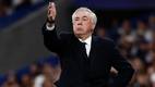 Carlo Ancelotti da indicaciones con Real Madrid (Reuters)