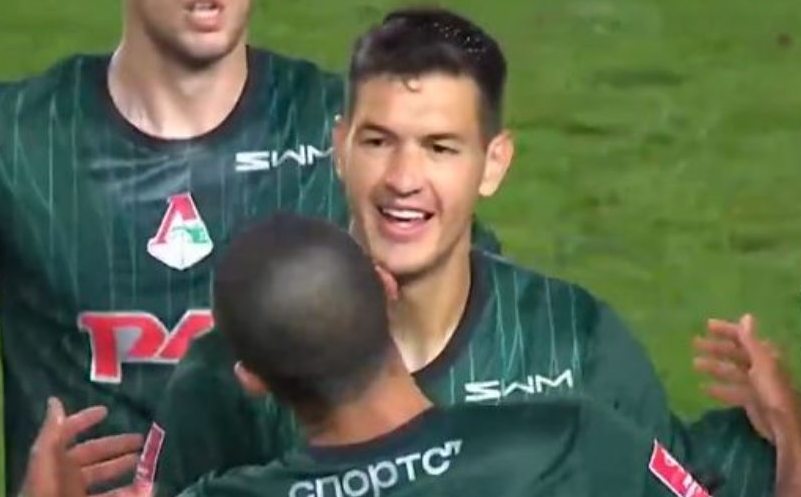 César Montes firmó su primer gol con el Lokomotiv Moscú (X)
