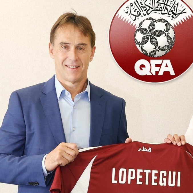 Julen Lopetegui fue anunciado como DT de la selección Qatar (X @QFA_EN)