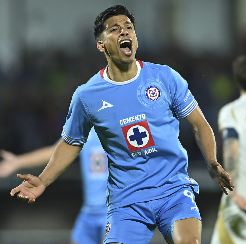 Ángel Sepúlveda le anotó de penal a Nahuel Guzmán (Imago7)