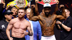 Canelo Álvarez luce más pequeño que Scull. (Foto: Reuters)