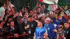 Algunas figuras del boxeo se dieron cita para ver al Canelo Álvarez (AFP)