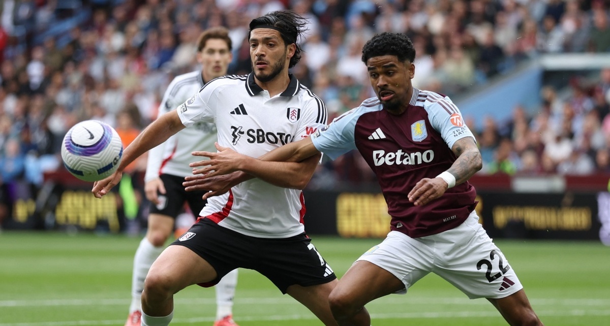 Raúl Jiménez jugó todo el duelo ante Aston Villa (Reuters)