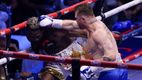 Canelo Álvarez castiga a William Scull (AFP)
