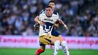 Rogelio Funes Mori fue derribado en el área de Monterrey (Mexsport)