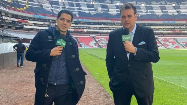 David Faitelson y Andrés Vaca, en una cobertura de TUDN (Captura)