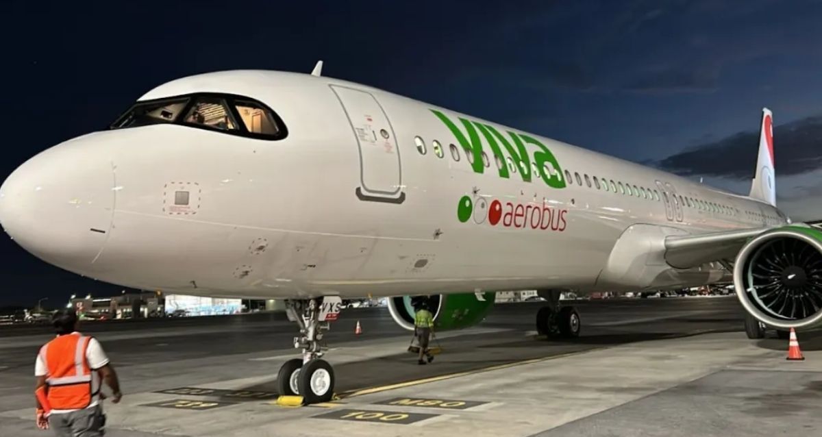Los pasajeros esperaron el vuelo de rescate en La Habana. (Foto: Especial)