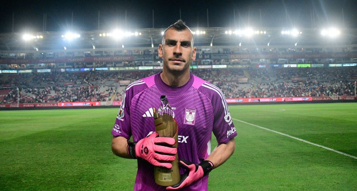 El arquero se indigno por el comportamiento de la afición (Foto: Imago7)