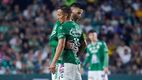 James Rodríguez y Andrés Guardado en duelo ante Tigres (Imago7)