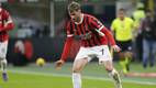 Santi Gimenez volvió a dar cátedra en San Siro (Mexsport)