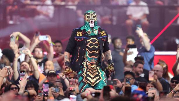 Penta Zero Miedo no pudo salir con la victoria en WrestleMania 41 (AFP)