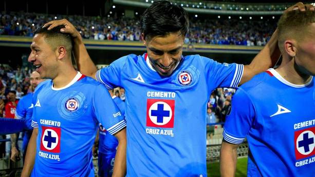 En redes sociales apareció la que sería la nueva playera de Cruz Azul (Mexsport)