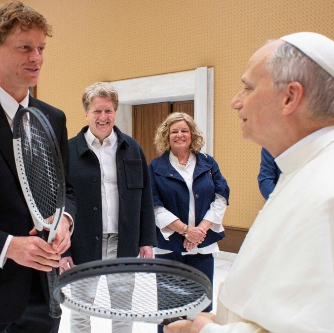 Jannik Sinner convivió con el Papa Leo XIV en el Vaticano (Reuters)