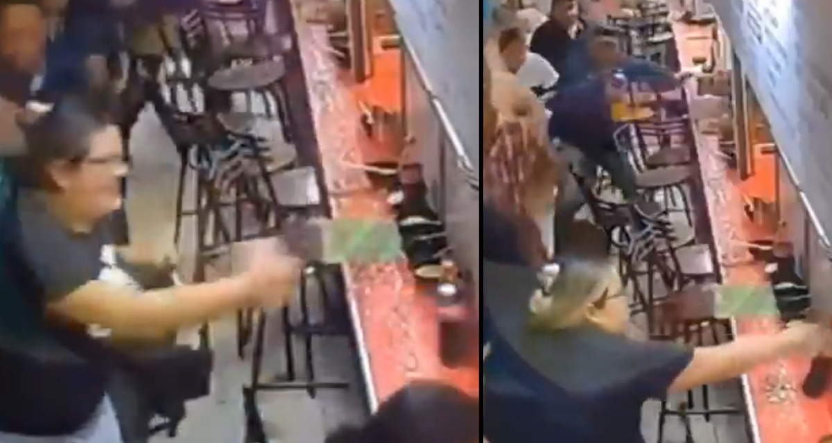 Después de una explosión, una mujer regresó por su refresco.