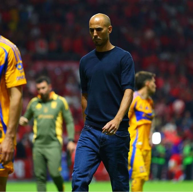 Guido Pizarro y su cuerpo técnico preparan el Apertura 2025 (Imago7)