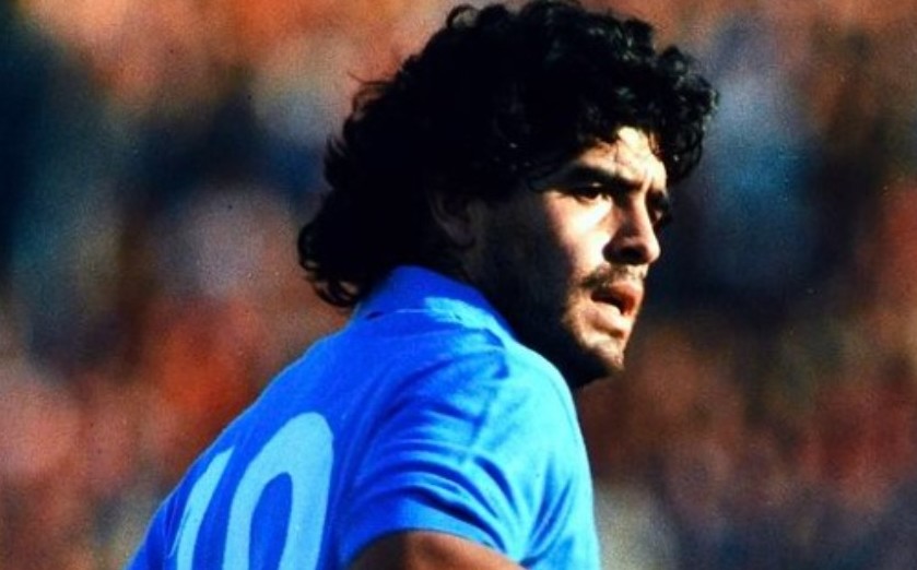 Napoli rinde homenaje a Maradona (Foto: @officialsscnapoli)