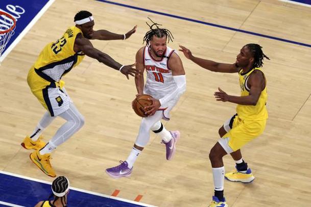 Jalen Brunson dio un juegazo pero no fue suficiente para los Knicks (EFE)