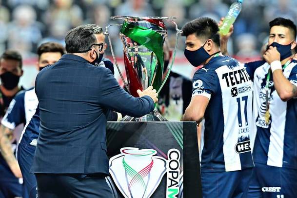 Mohamed y Gallardo ganan una Copa MX con Rayados (Imago7)