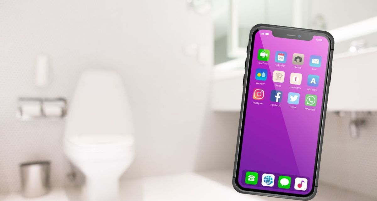 Esta es la razón por la no deberías usar tu teléfono mientras vas al baño. Foto: Freepik
