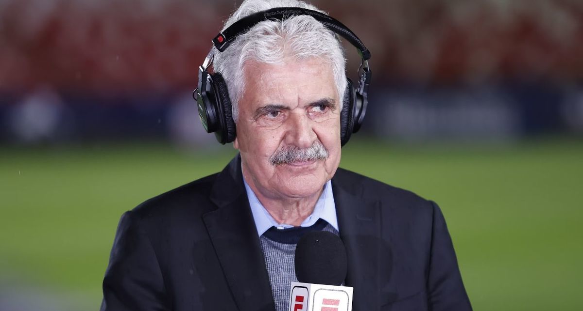 Tuca Ferretti, durante una transmisión de ESPN (Mexsport)