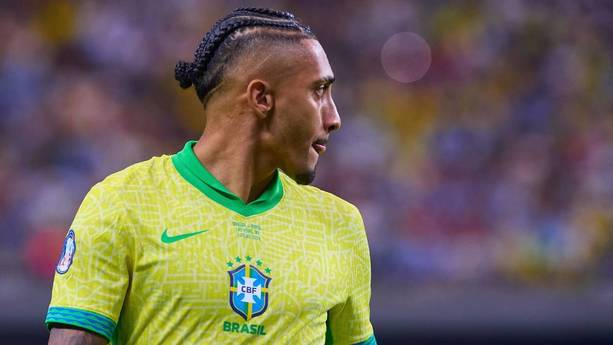 Raphinha se quedó cerca de jugar con Italia en lugar de Brasil (Mexsport)