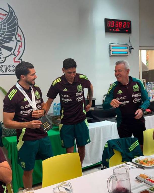 Aguirre, Edson y Henry en la concentración del Tri (@miseleccionmx)