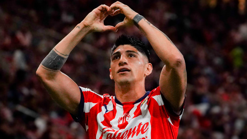 Alan Pulido encabezará el ataque de Chivas. (Foto: Imago7)