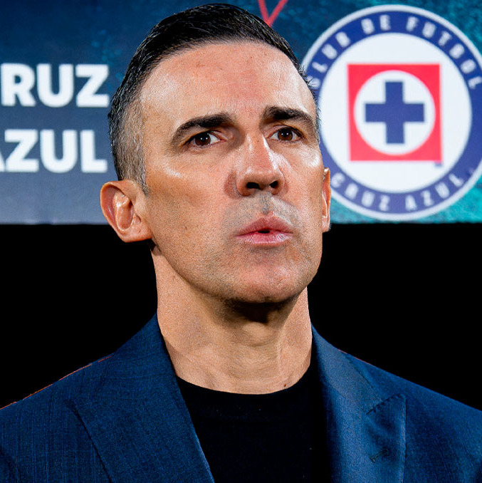 Vicente Sánchez quedó fuera del Cruz Azul de forma oficial. (Foto: Imago7)