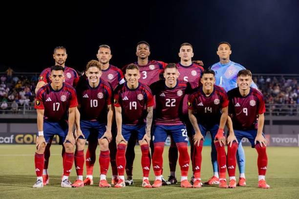 Selección de Costa Rica antes de un partido (@fedefutcrc)