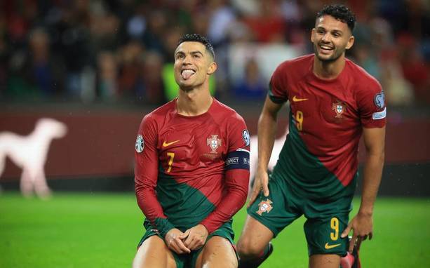 Cristiano Ronaldo lleva 125 goles con Portugal (EFE)