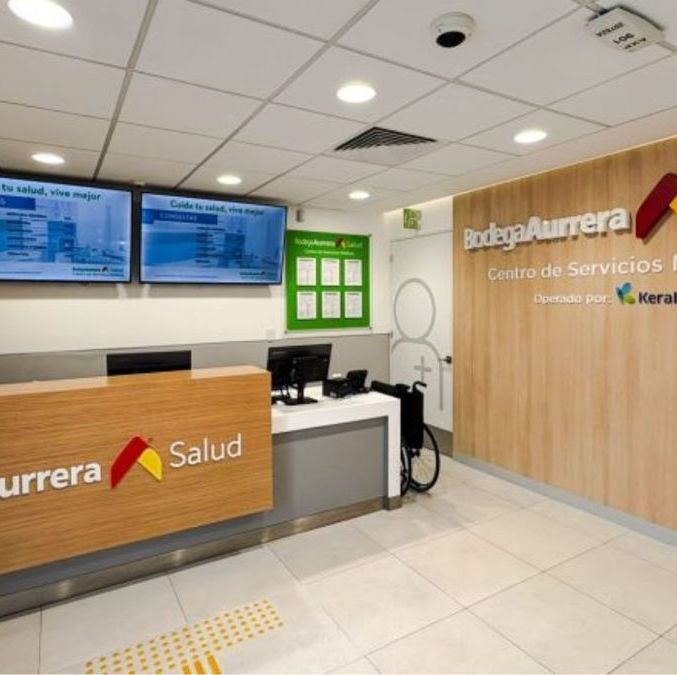 Centro de Servicios Médicos de Bodega Aurrera (Especial)