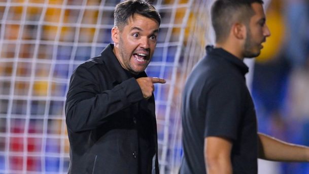 Larcamón considera que Necaxa debió pasar a Semifinales. (Foto: Mexsport)