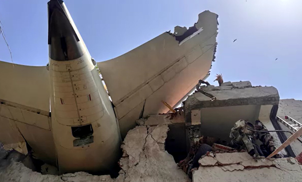 El avión se estrelló y murieron casi 300 personas. (Foto: Reuters)