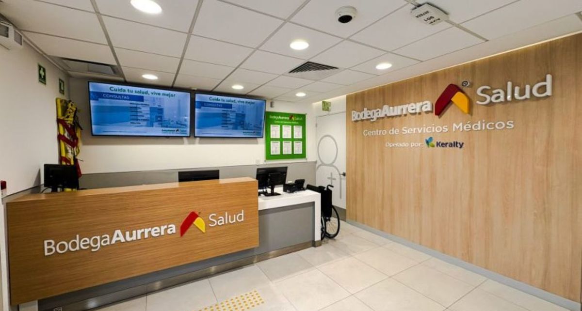 Centro de Servicios Médicos de Bodega Aurrera (Especial)