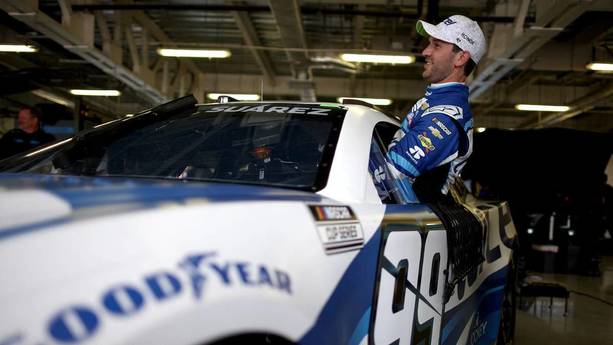Daniel Suárez durante el NASCAR Cup Series en México (AFP)