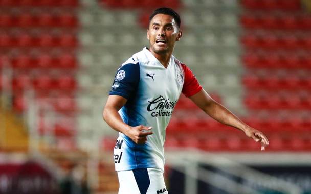 Gallito Vázquez recordó su segunda etapa con Chivas (Imago7)