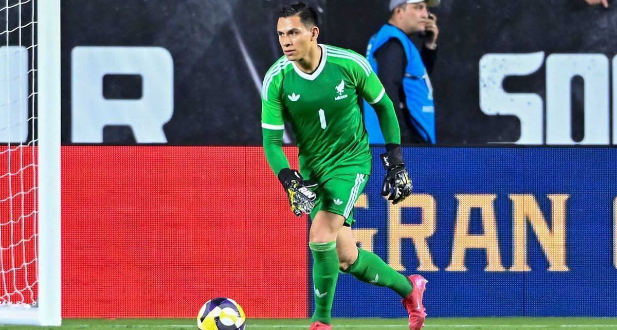 México enfrenta oposición ante Surinam (Imago7)