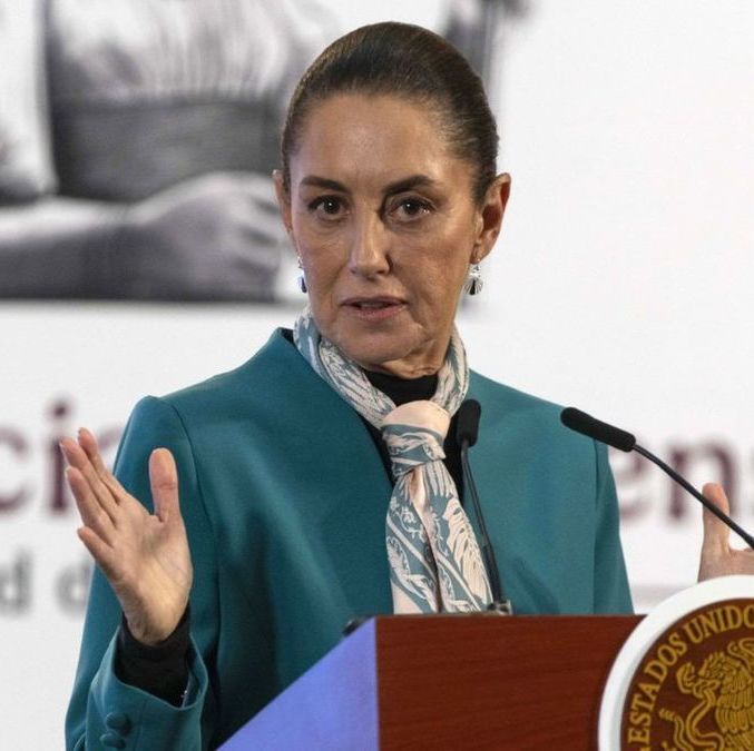 Claudia Sheinbaum expresa su postura sobre el conflicto en un comunica